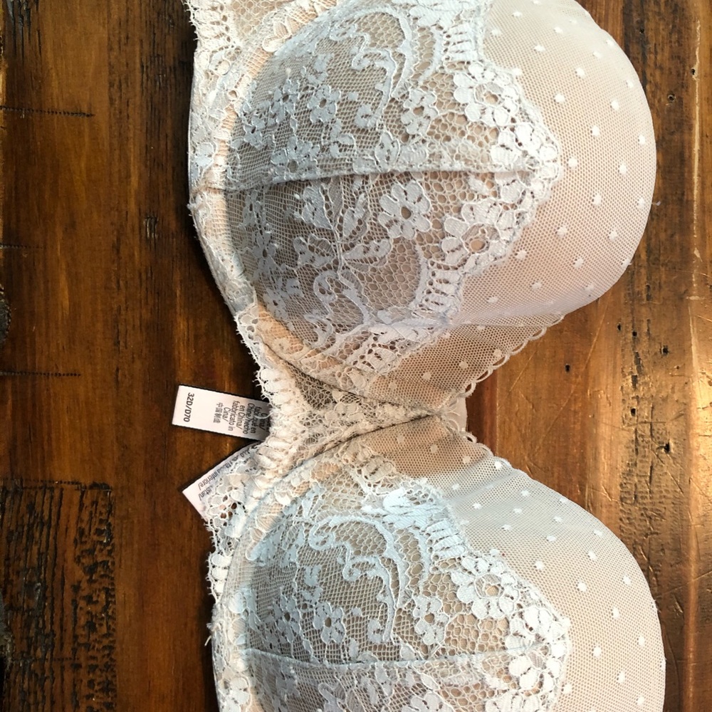 VS strapless bra